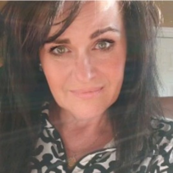 Meet your Posher, Tammy - Picture 1 of 1